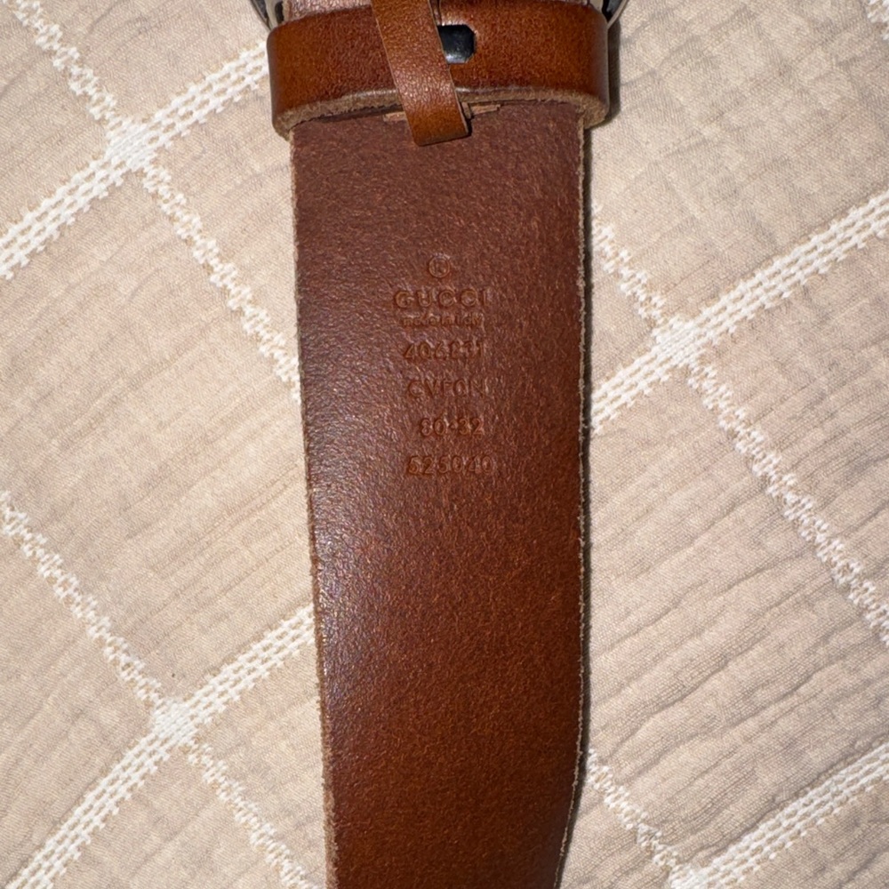 Gucci Brown Leather Belt with Silver GG Buckle - Picture 2 of 3